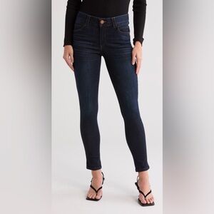 NWT- Democracy Ab Solution Ankle Skinny Jeans